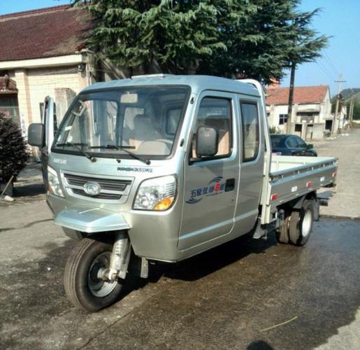 福田五星驭翔b版三轮农用车